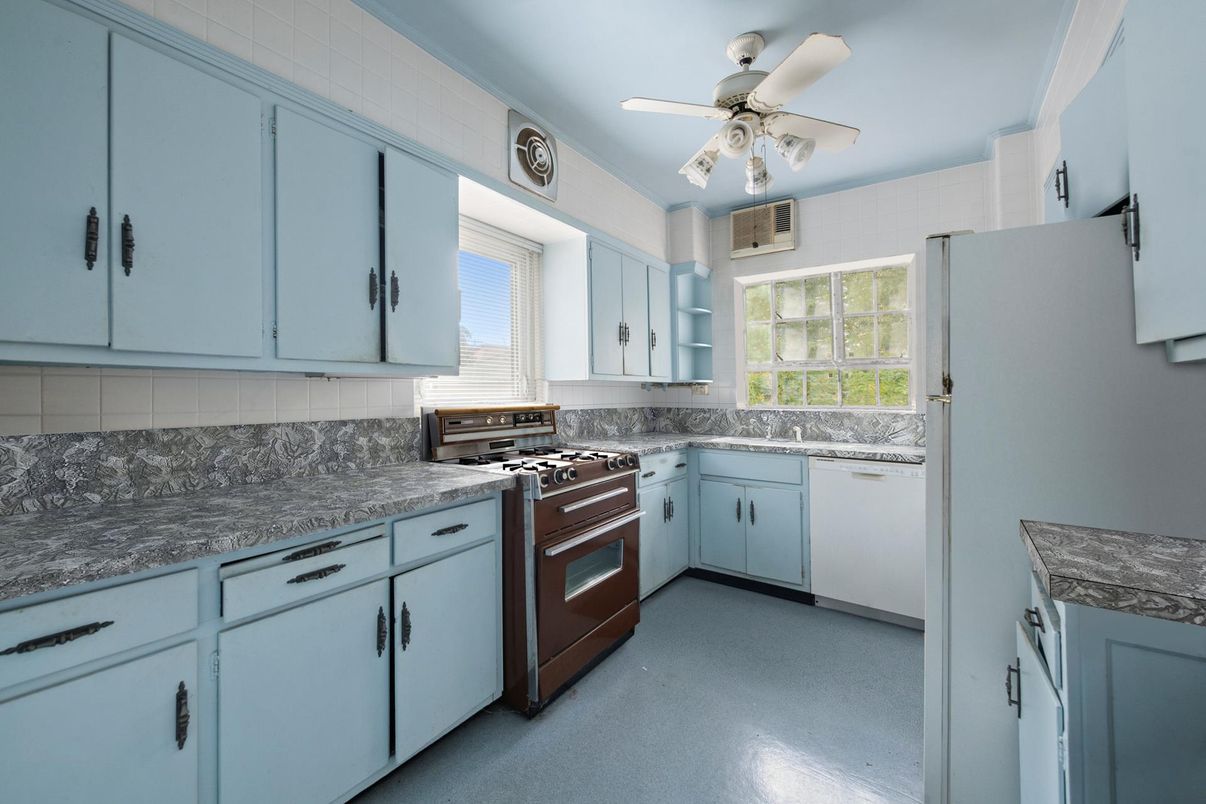 Interior, Kitchen