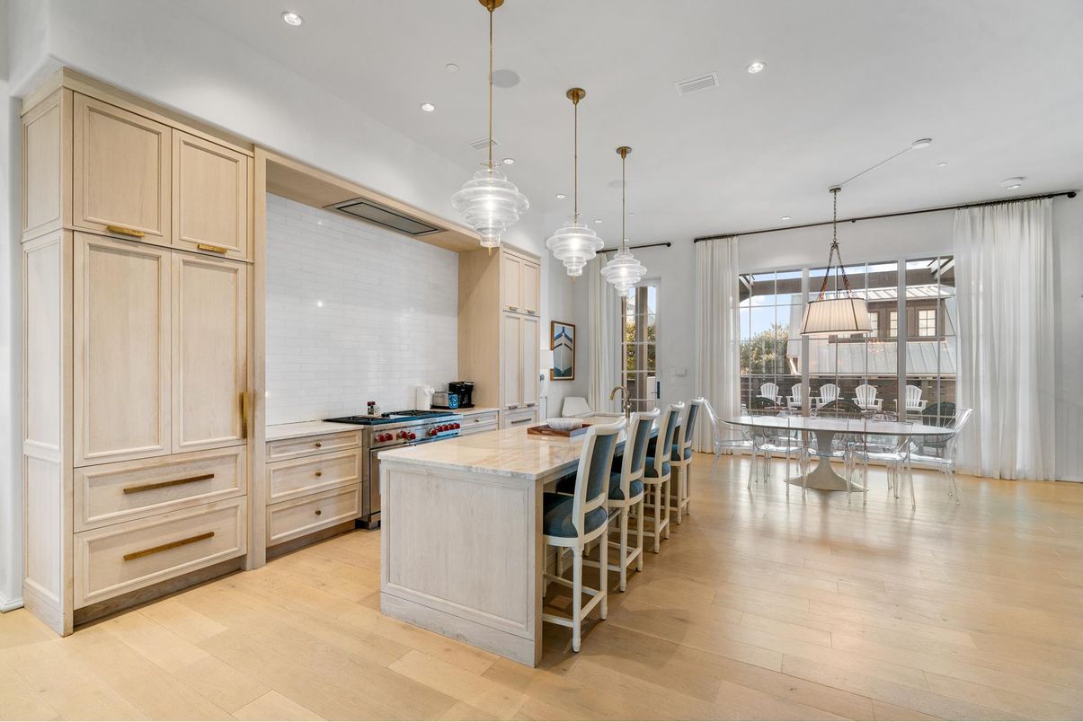 Dining room, Interior, Kitchen, Pendant Lights, Recessed Lighting, Stainless Steel Appliances, Wood Texture Flooring