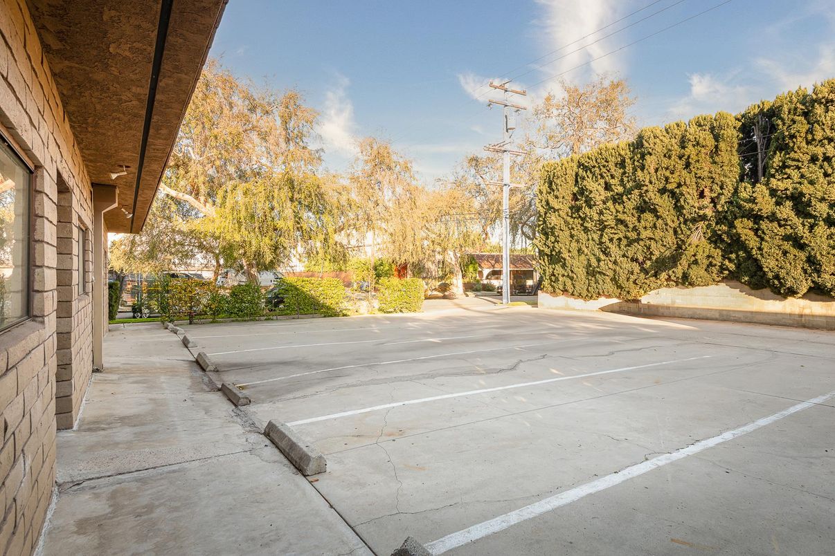Exterior, Tennis Courts