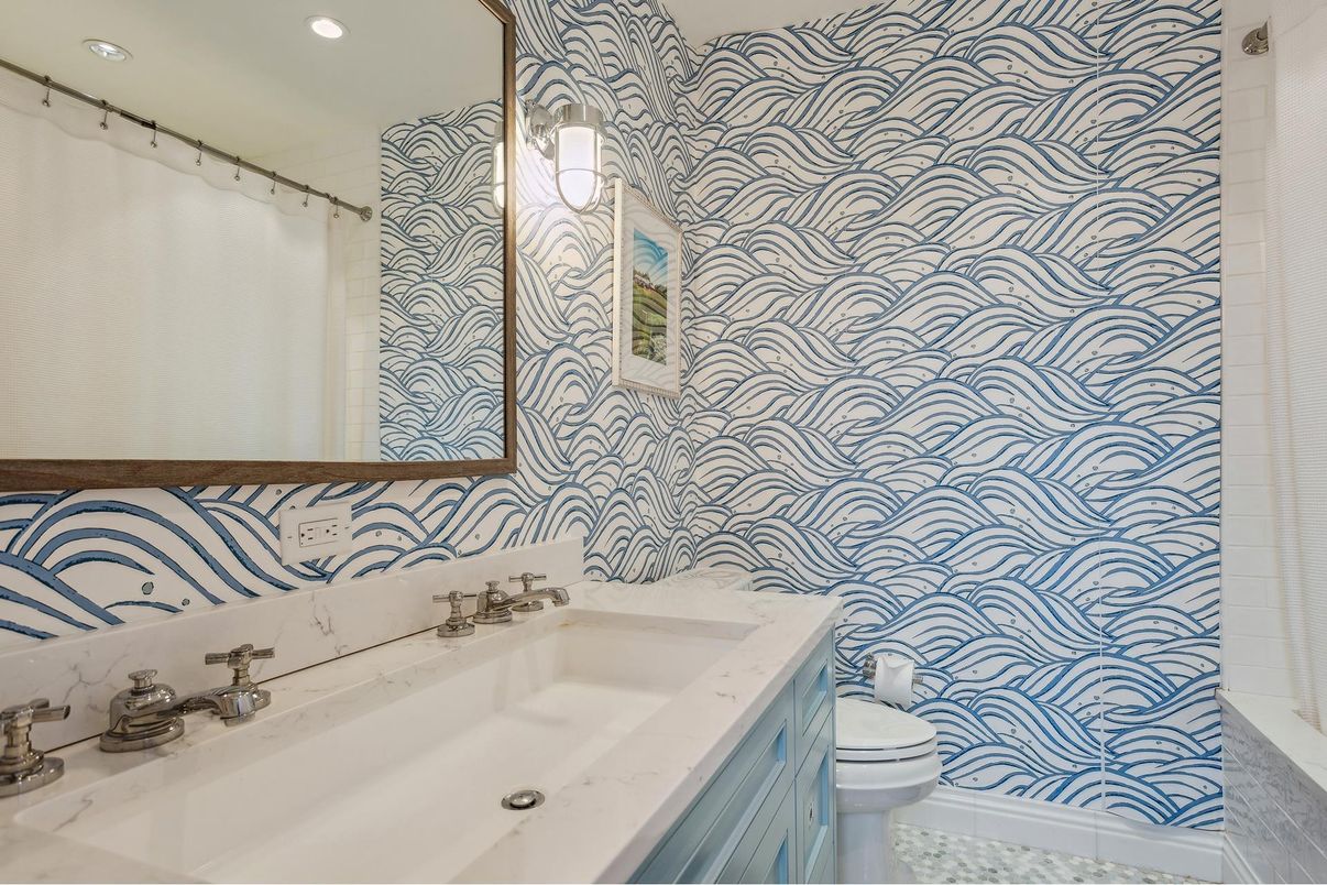 Bathroom, Interior, Recessed Lighting