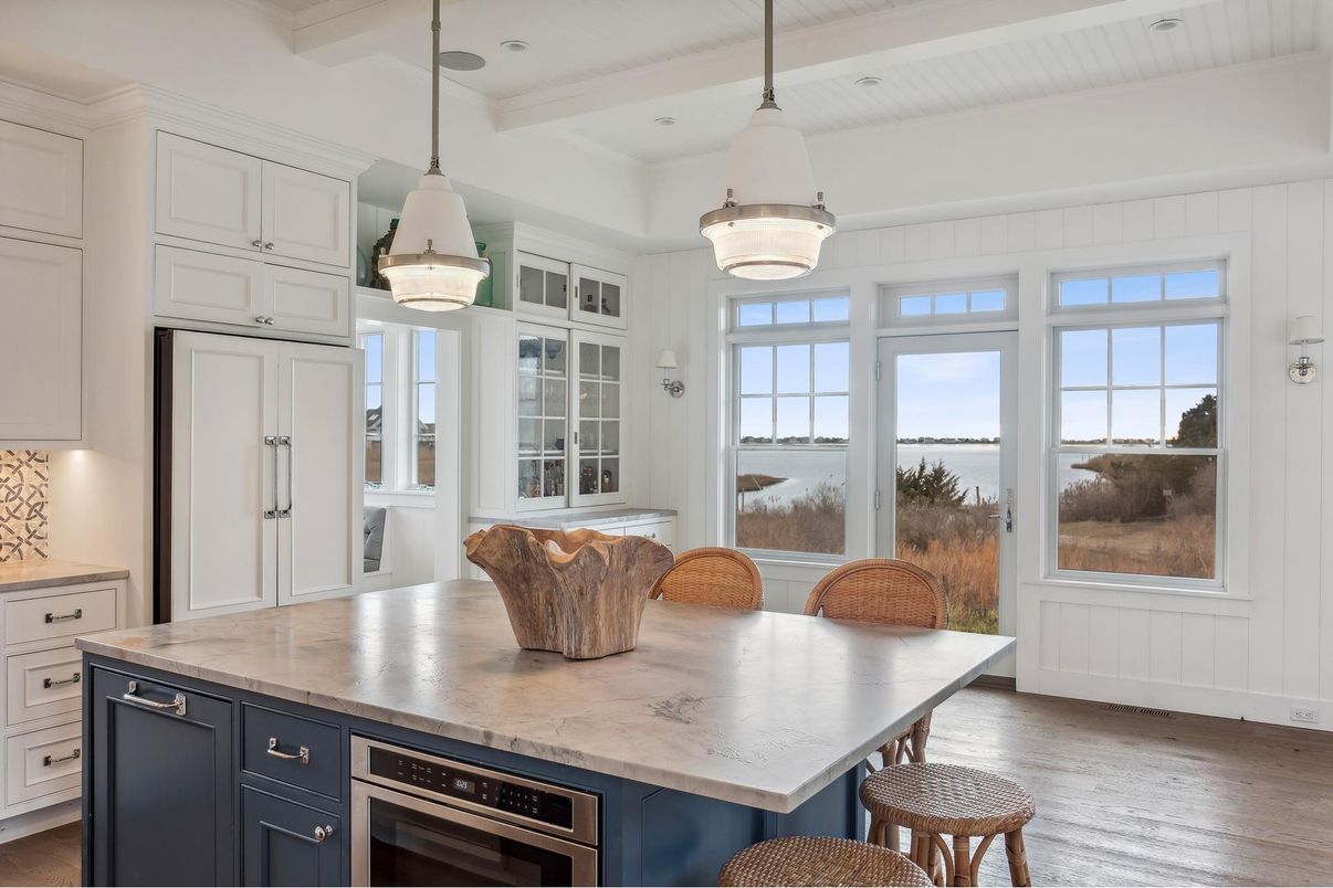 Interior, Kitchen, Pendant Lights, Wood Texture Flooring