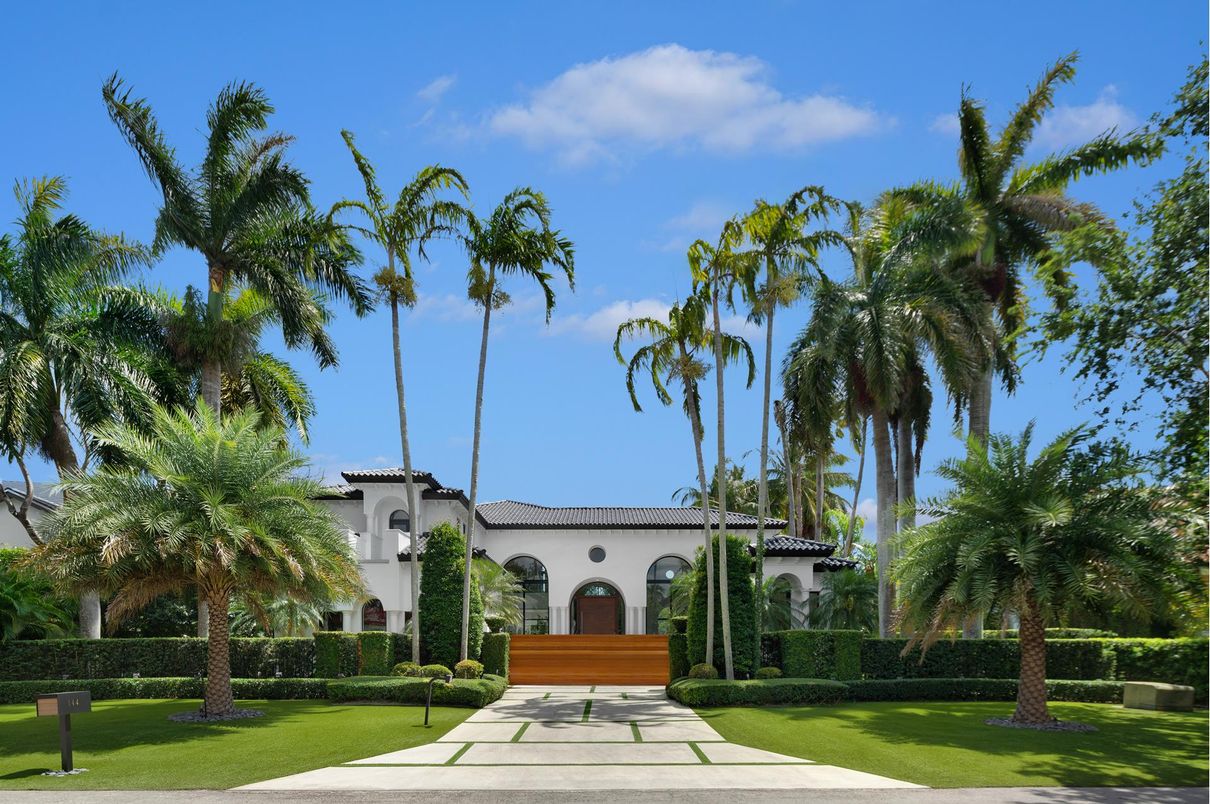 Backyard, Exterior, Facade, Spanish Mediterranean