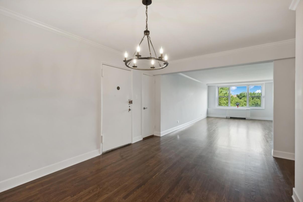 Chandelier, Empty room, Interior, Pendant Lights, Wood Texture Flooring