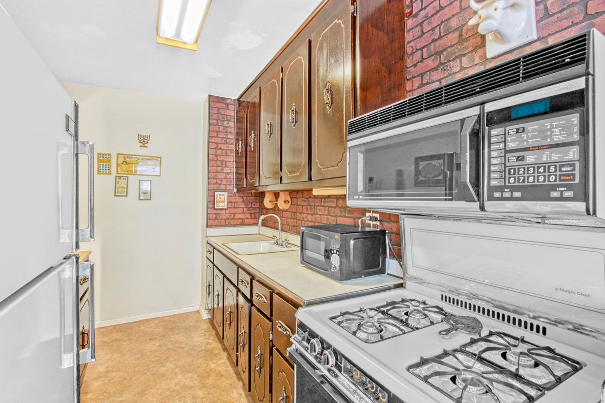Interior, Kitchen, Stone Walls