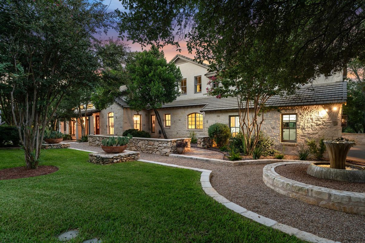 Backyard, Exterior, Facade, Spanish Mediterranean