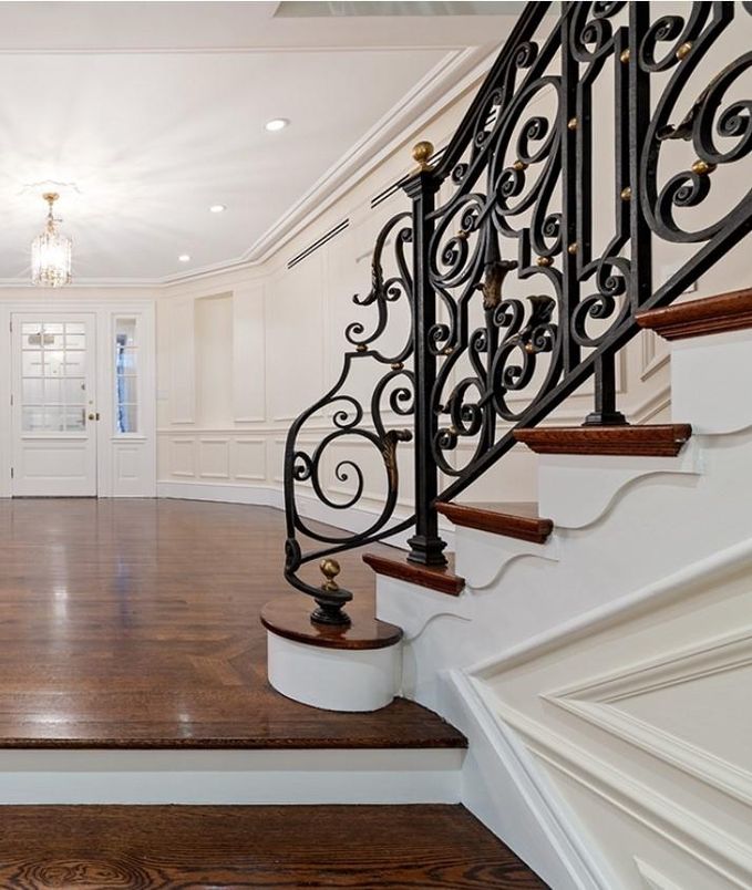 Chandelier, Interior, Recessed Lighting, Wood Texture Flooring
