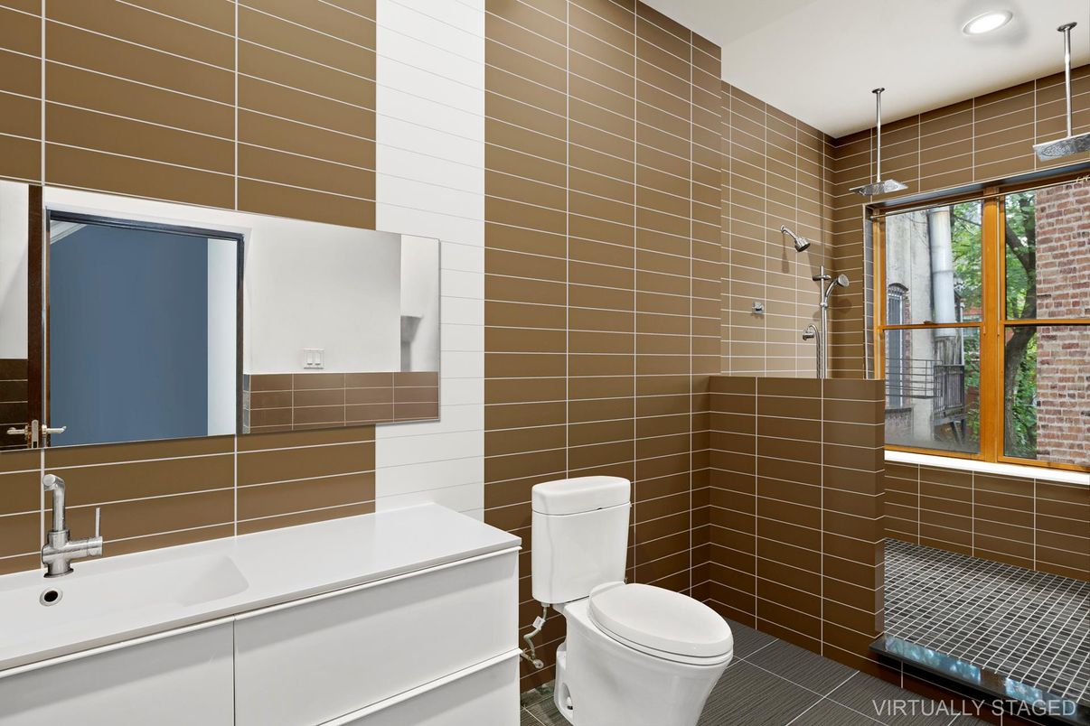 Bathroom, Interior, Recessed Lighting