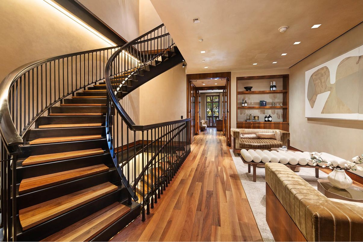 Interior, Recessed Lighting, Wood Texture Flooring
