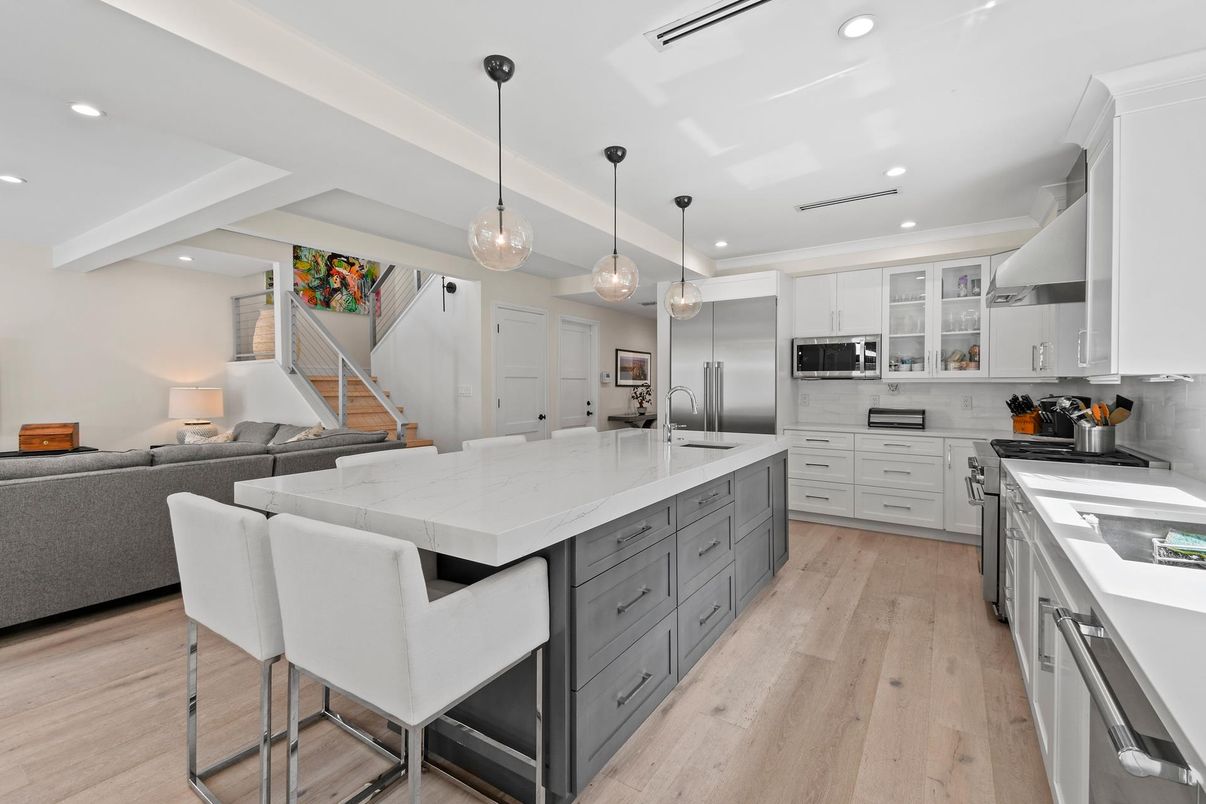 Interior, Kitchen, Living room, Pendant Lights, Recessed Lighting, Stainless Steel Appliances, Wood Texture Flooring