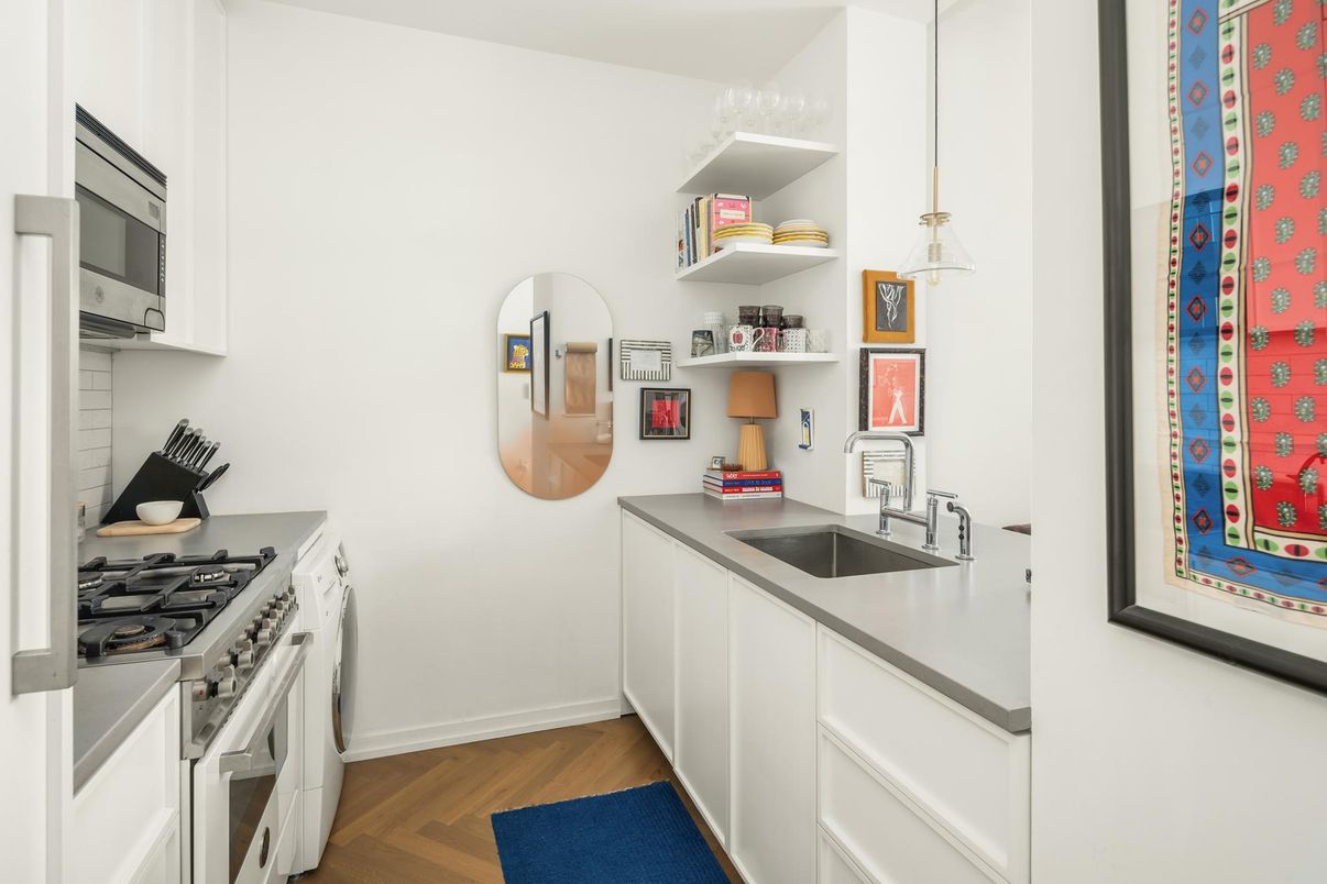 Interior, Kitchen, Pendant Lights, Wood Texture Flooring