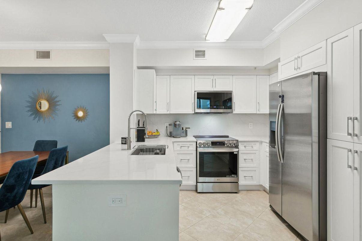 Interior, Kitchen, Stainless Steel Appliances