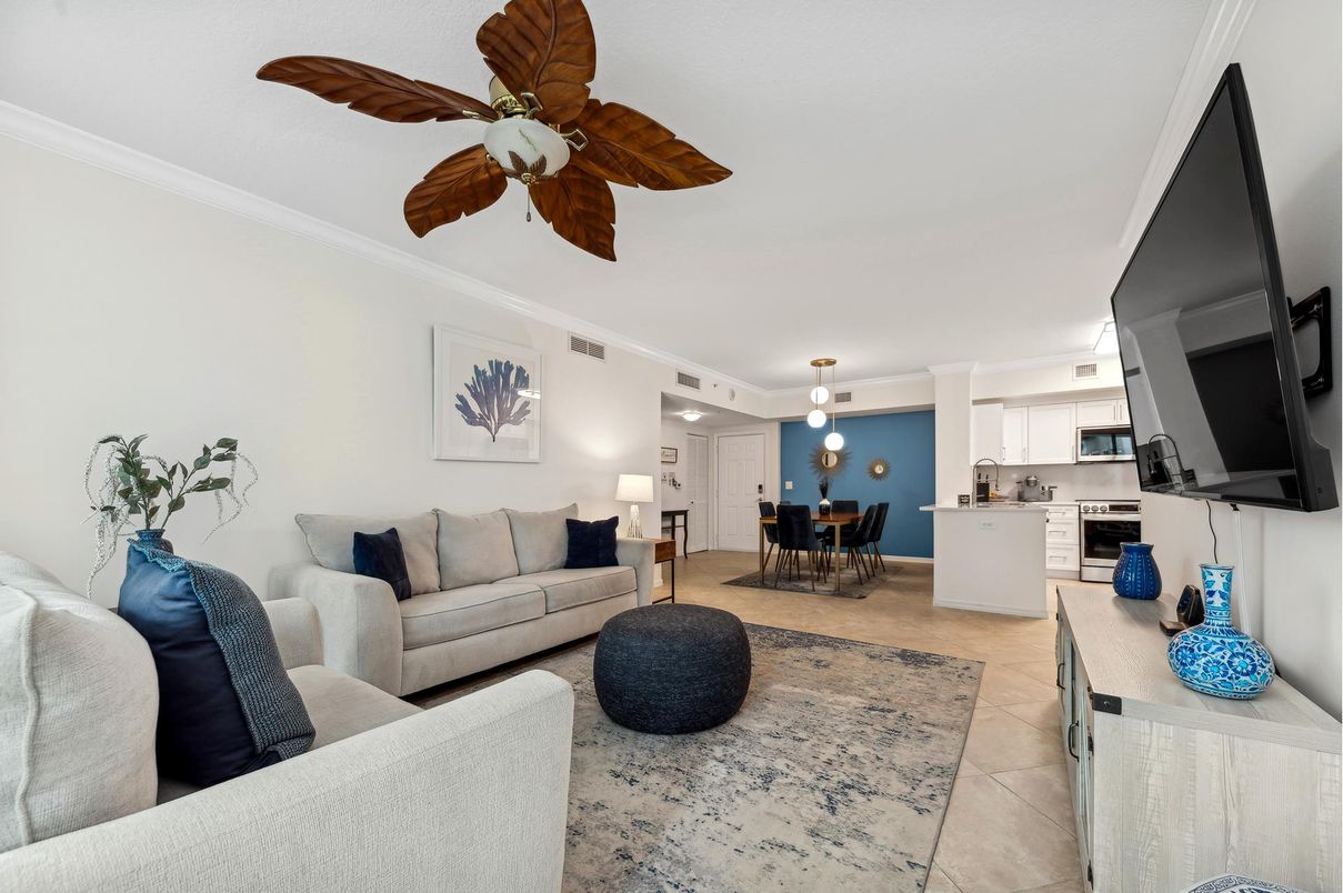 Dining room, Interior, Kitchen, Living room, Pendant Lights, Stainless Steel Appliances