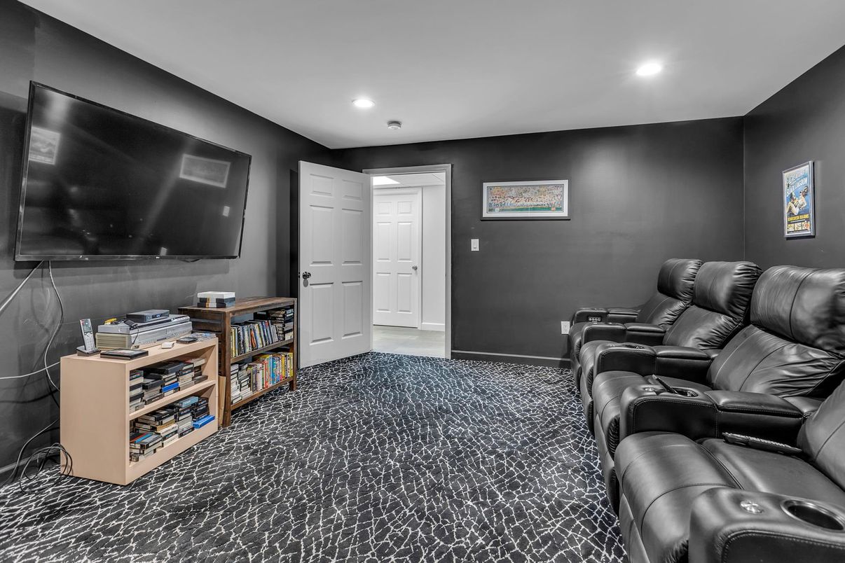 Home Theatre Room, Interior, Recessed Lighting, Theatre Room