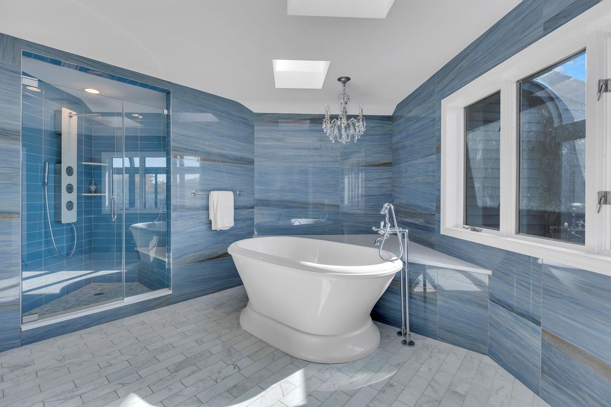 Bathroom, Chandelier, Free Standing Baths, Glass Shower, Interior