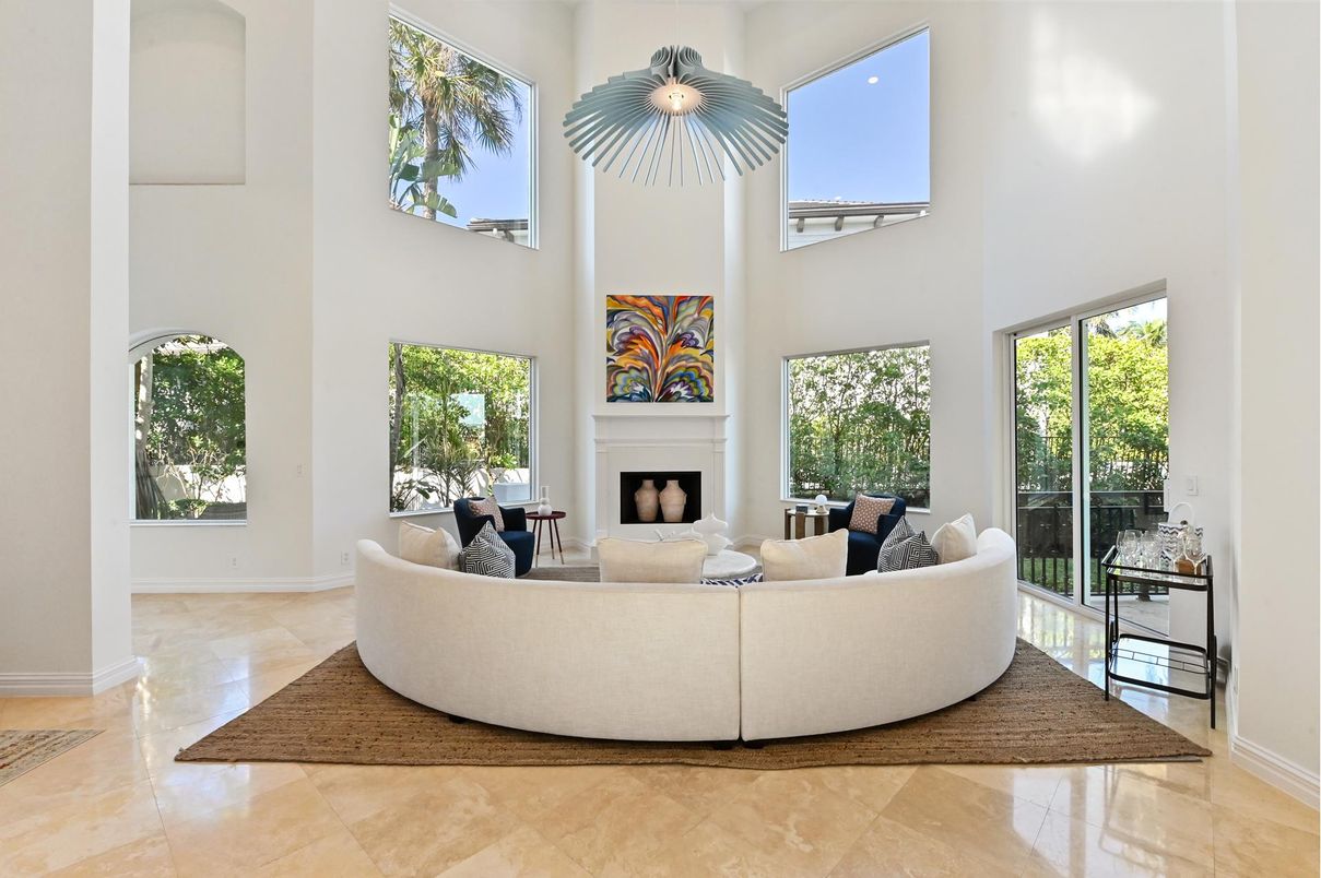 Fireplace, Interior, Living room