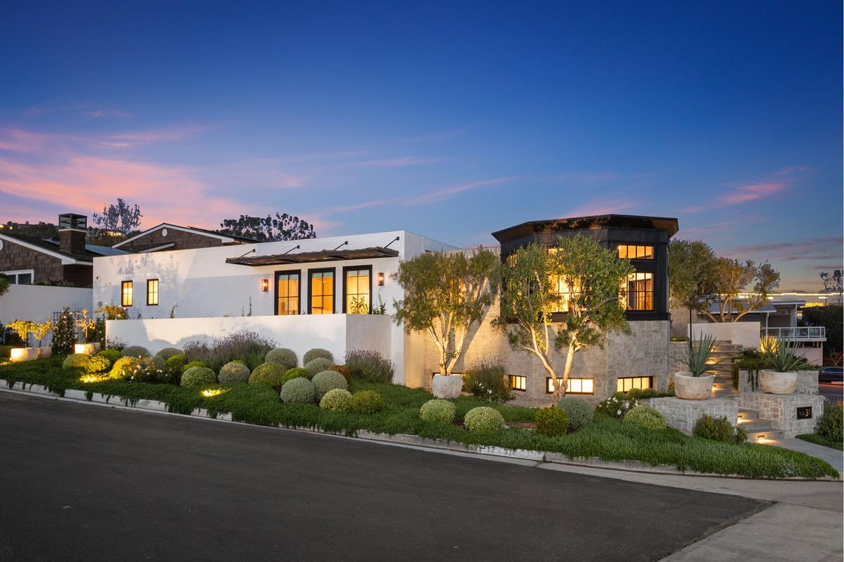 Exterior, Facade, Solar Panels, Modern