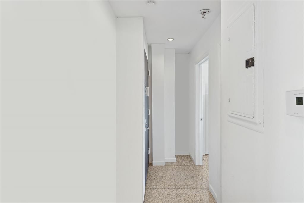 Interior, Recessed Lighting