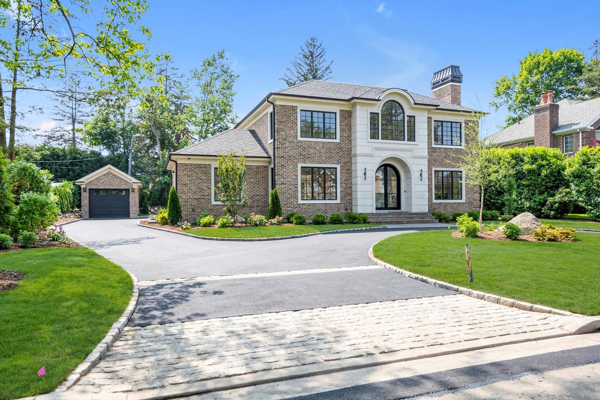 Detached Garage, Exterior, Facade, Brick Facade, French Provincial