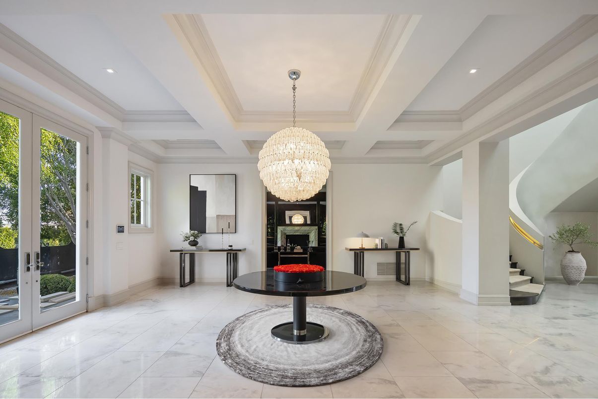 Chandelier, Interior, Marble, Recessed Lighting