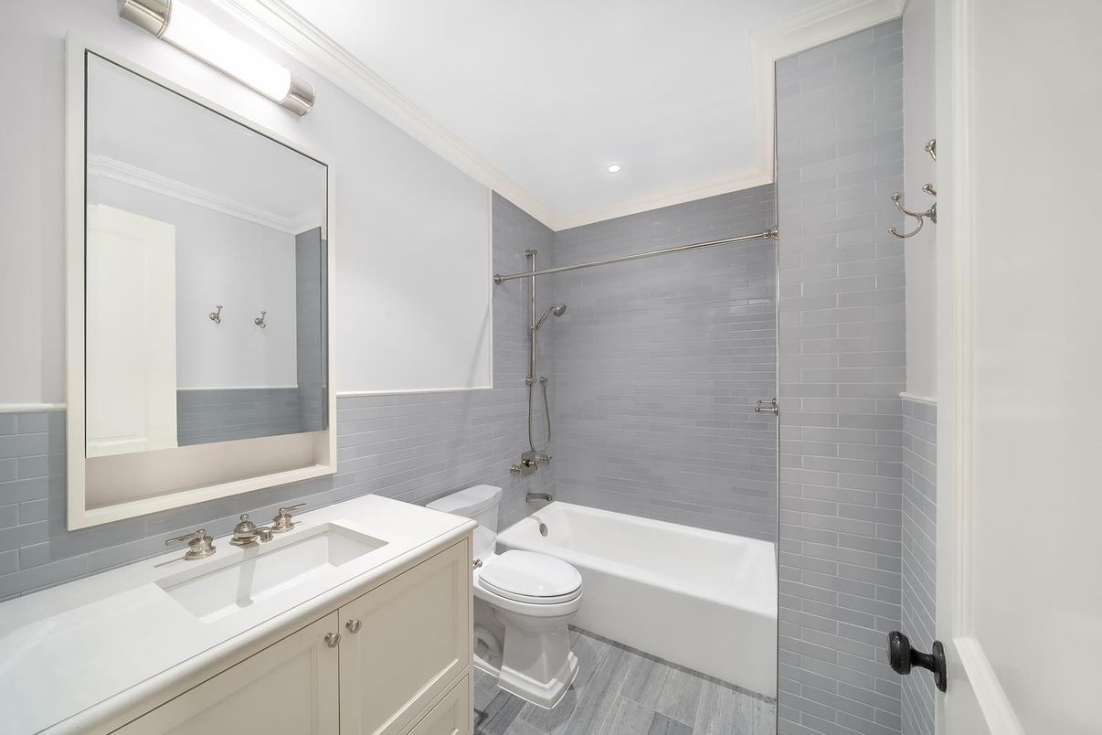 Bathroom, Interior, Recessed Lighting, Wood Texture Flooring
