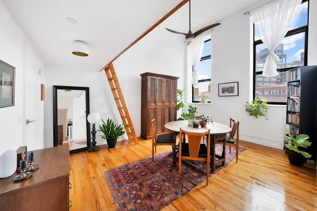 Dining room, Interior, Wood Texture Flooring