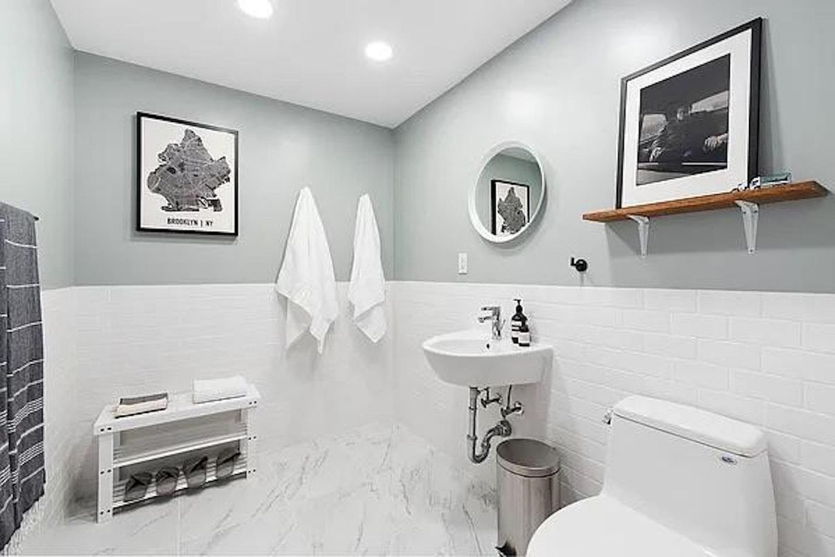 Bathroom, Interior, Marble, Recessed Lighting