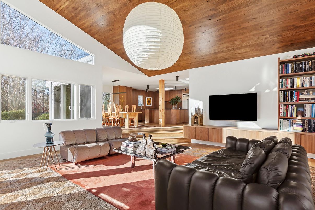 Interior, Living room, Pendant Lights, Wooden Ceilings