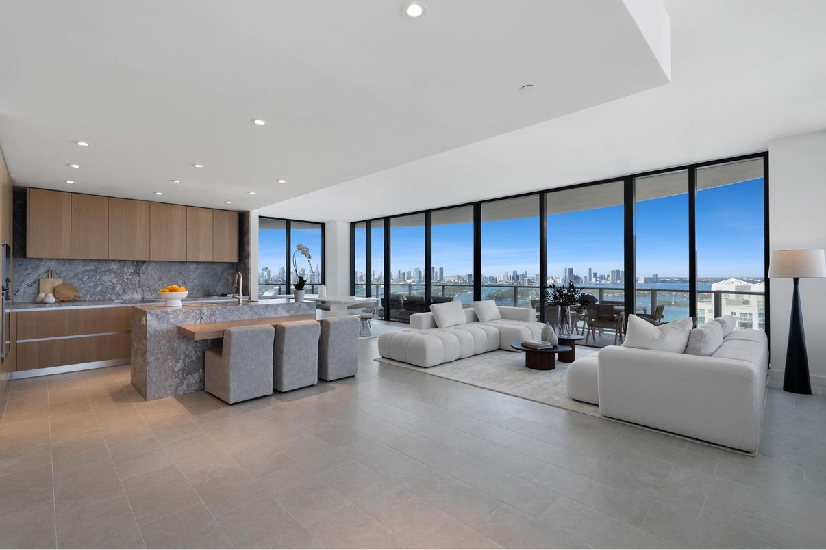Interior, Kitchen, Living room, Recessed Lighting, Water