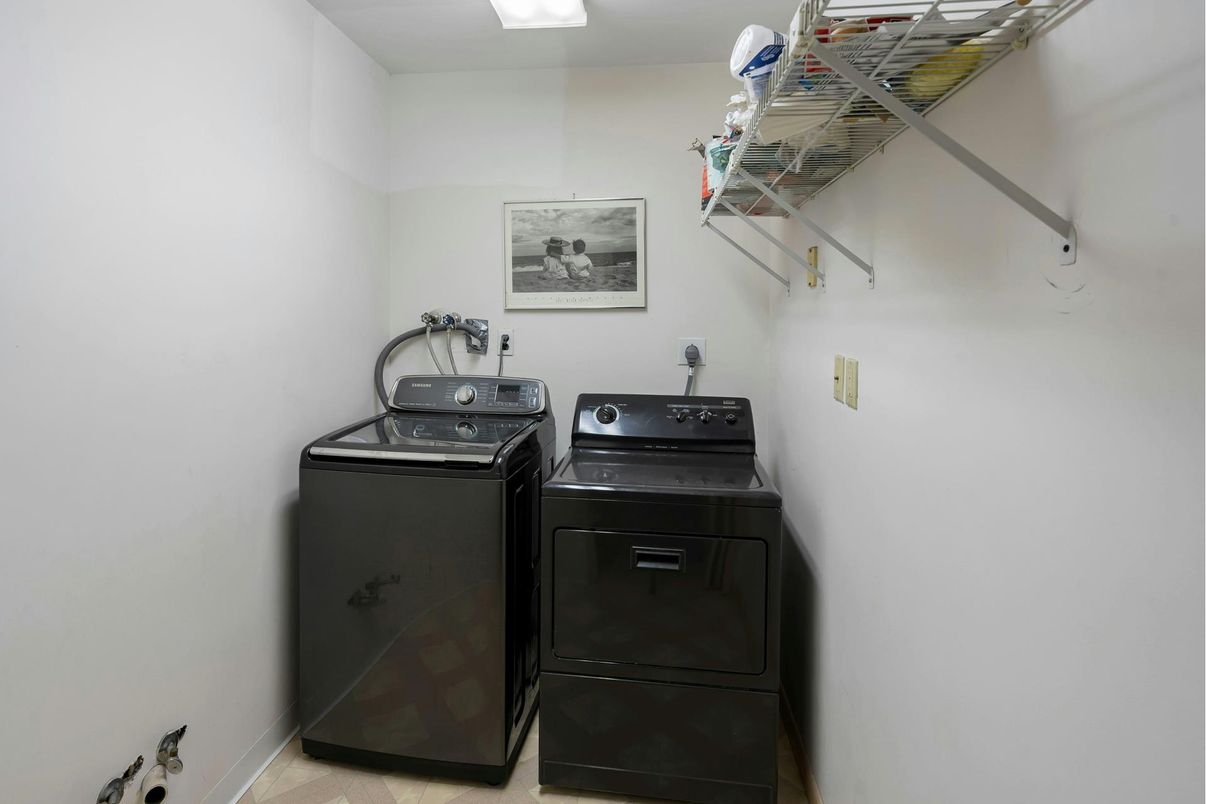 Interior, Washer