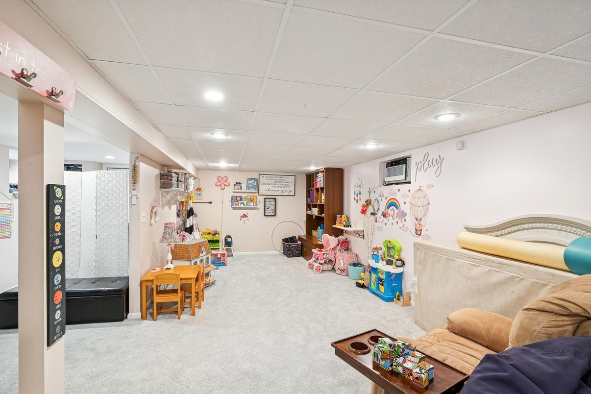 Interior, Recessed Lighting