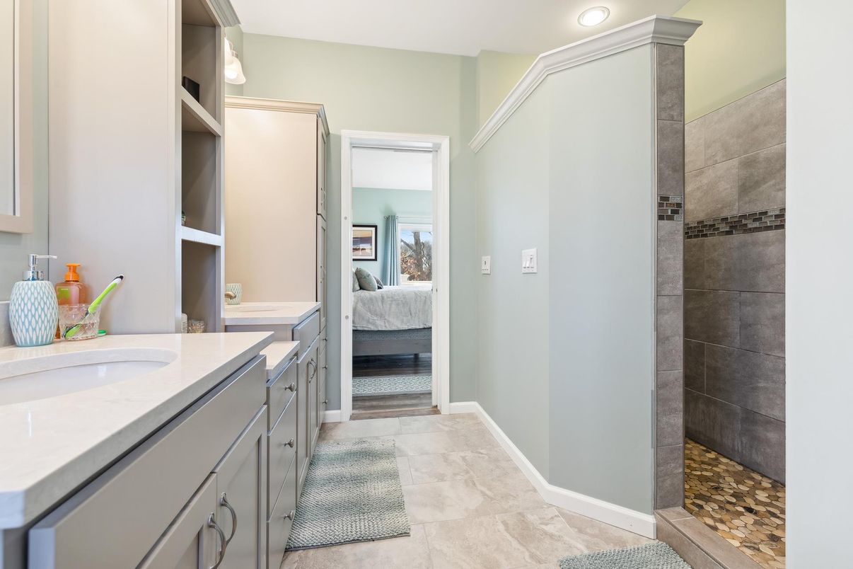 Bathroom, Bedroom, Interior, Recessed Lighting