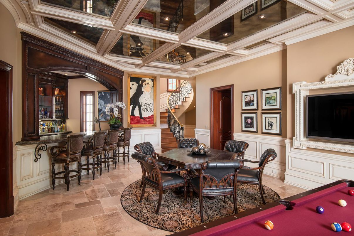 Billiard Table, Dining room, Game Room, Interior