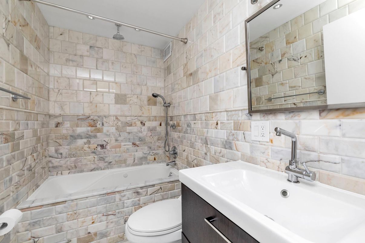 Bathroom, Interior, Stone Walls