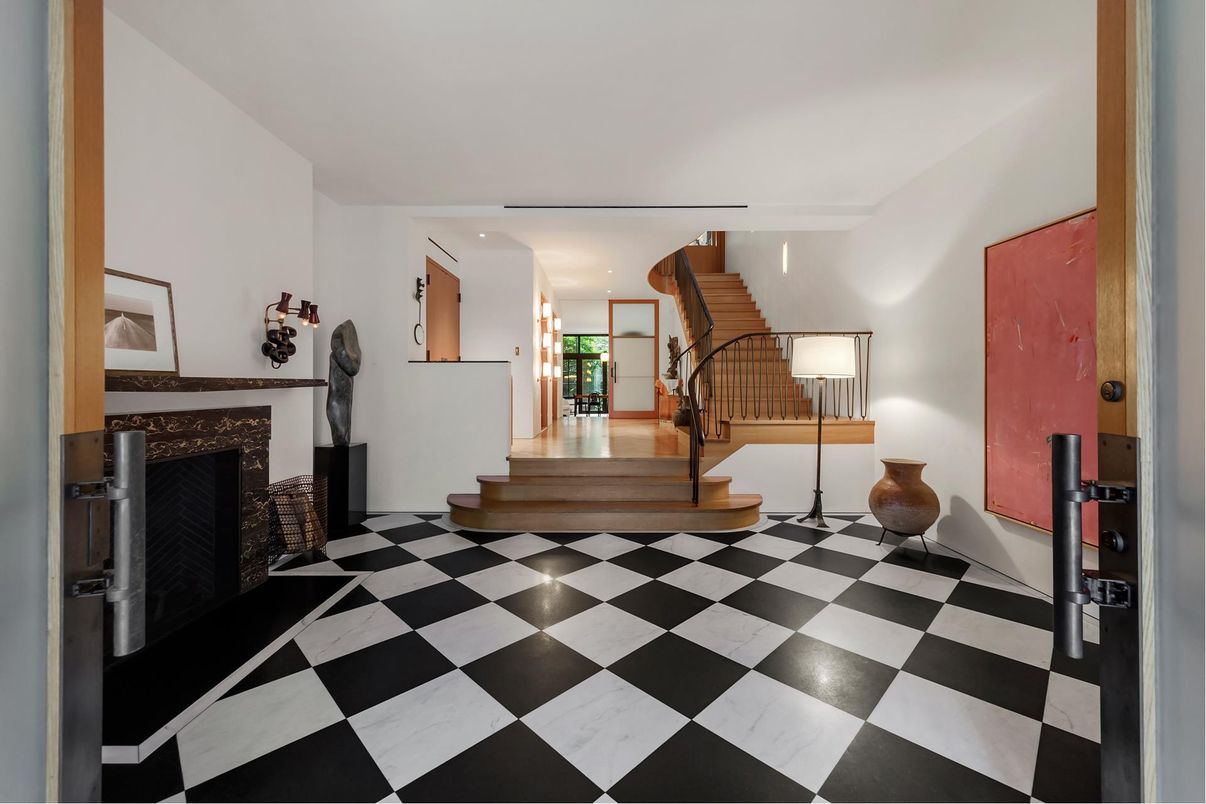 Fireplace, Interior, Recessed Lighting