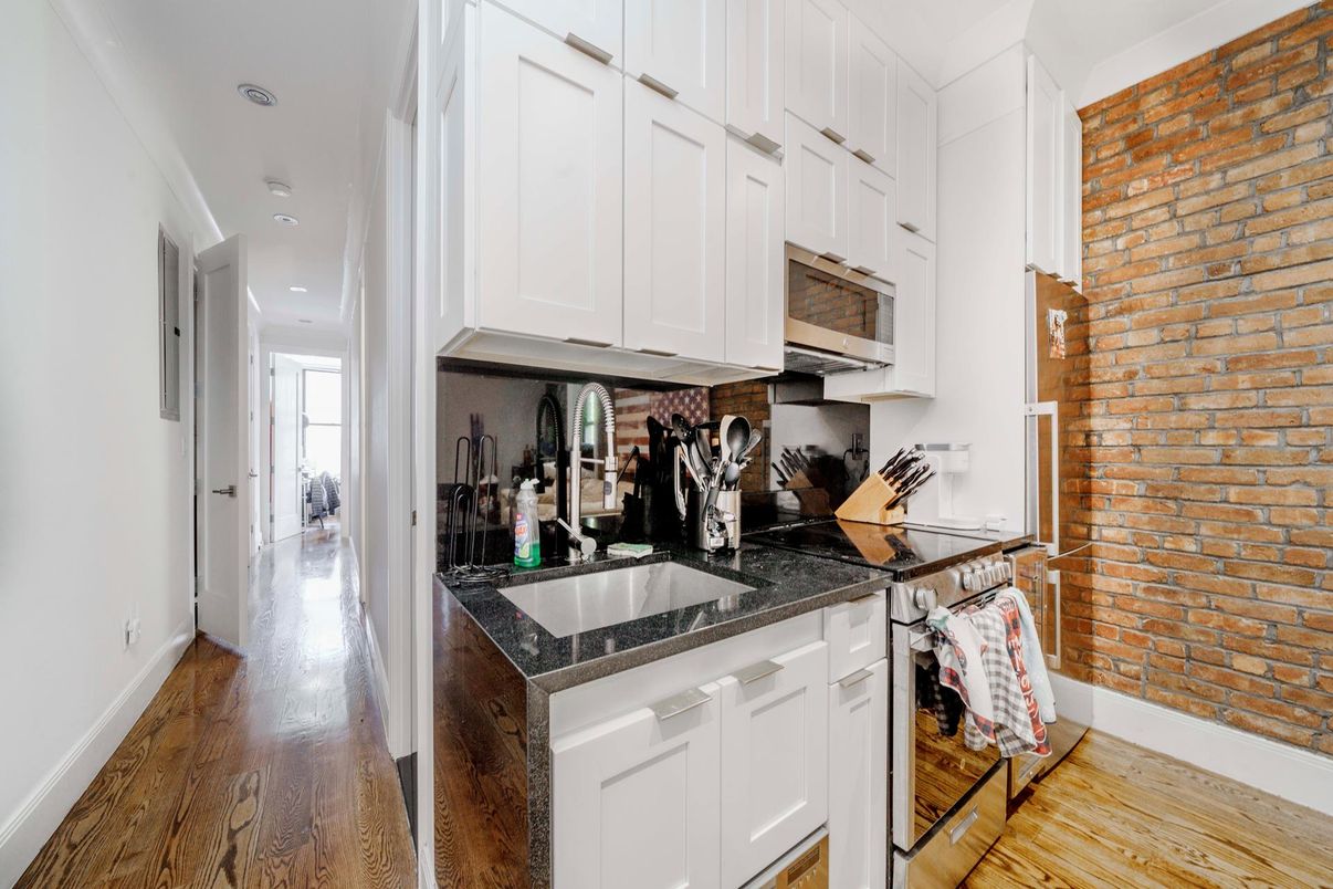 Interior, Kitchen, Recessed Lighting, Stone Walls, Wood Texture Flooring