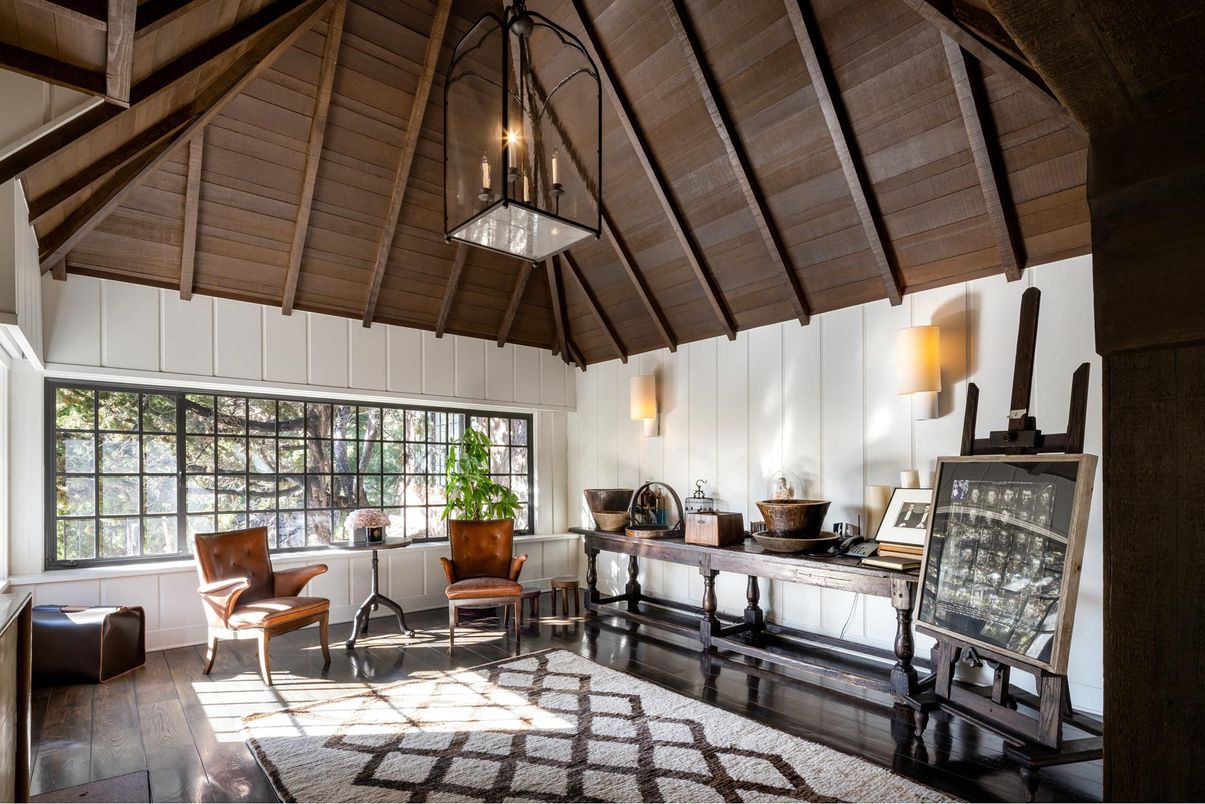 Interior, Living room, Pendant Lights, Wooden Beams, Wooden Ceilings, Wood Texture Flooring