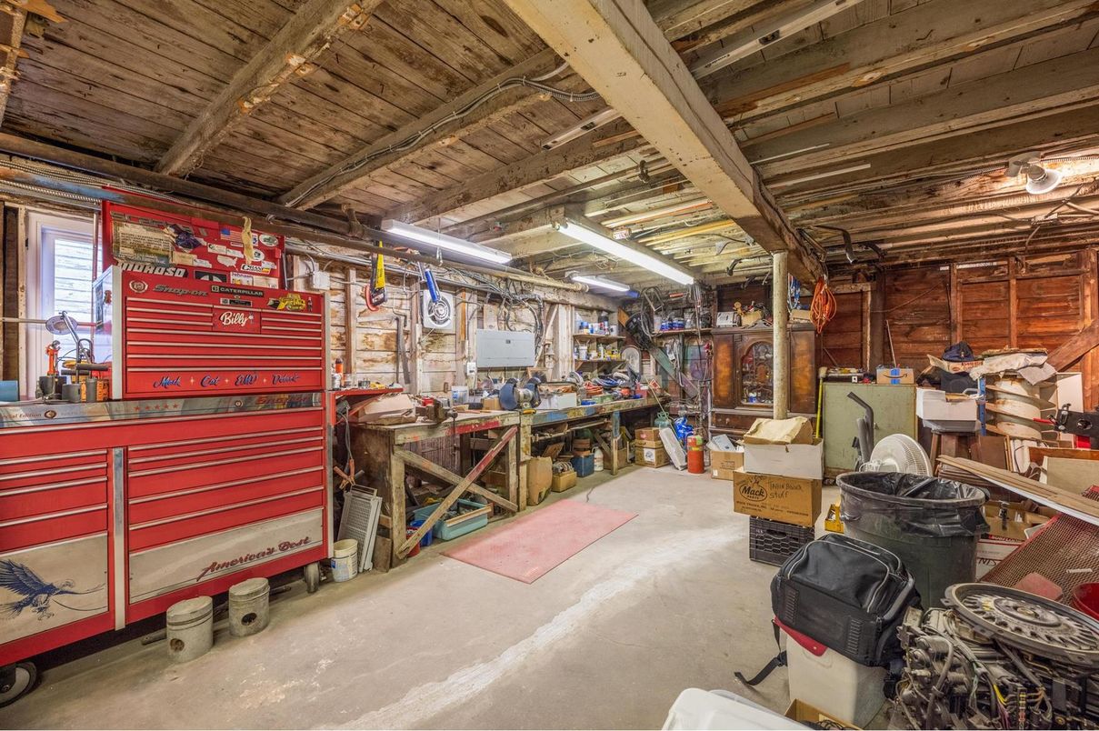 Interior, Wooden Beams