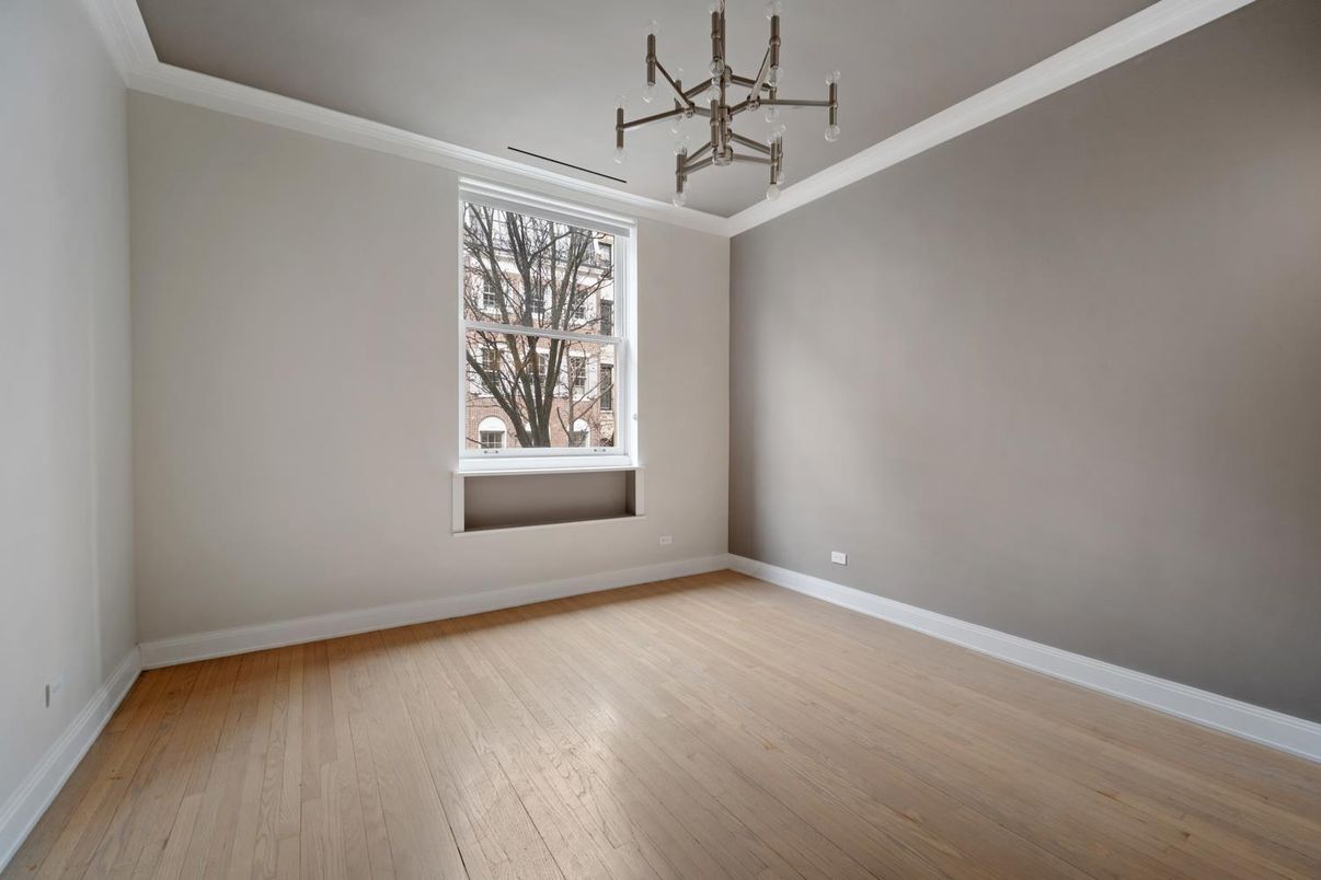 Empty room, Interior, Pendant Lights, Wood Texture Flooring
