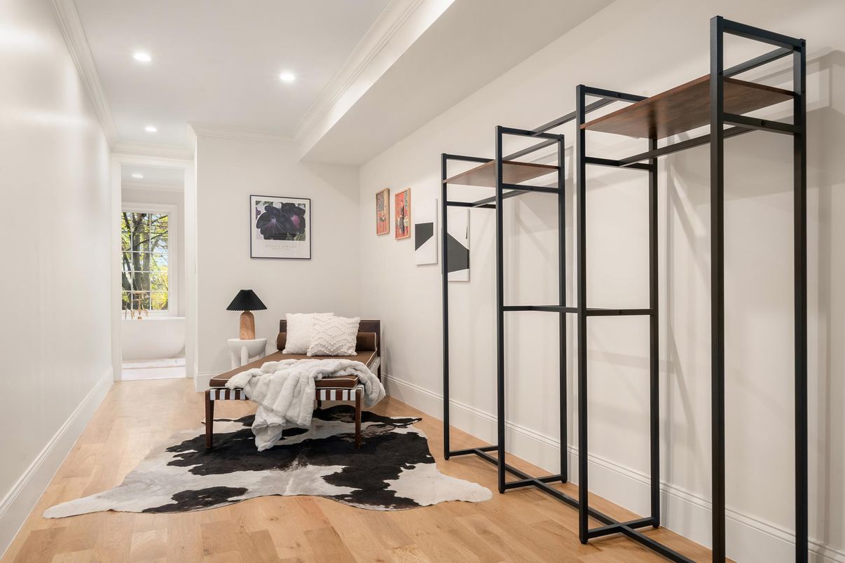 Interior, Recessed Lighting, Walk-in Closets, Wood Texture Flooring