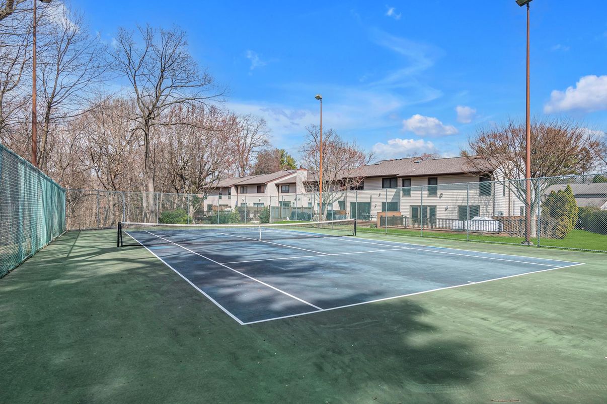 Exterior, Tennis Courts