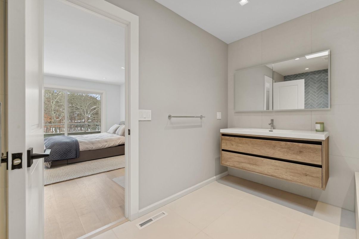 Bathroom, Bedroom, Interior, Recessed Lighting, Wood Texture Flooring