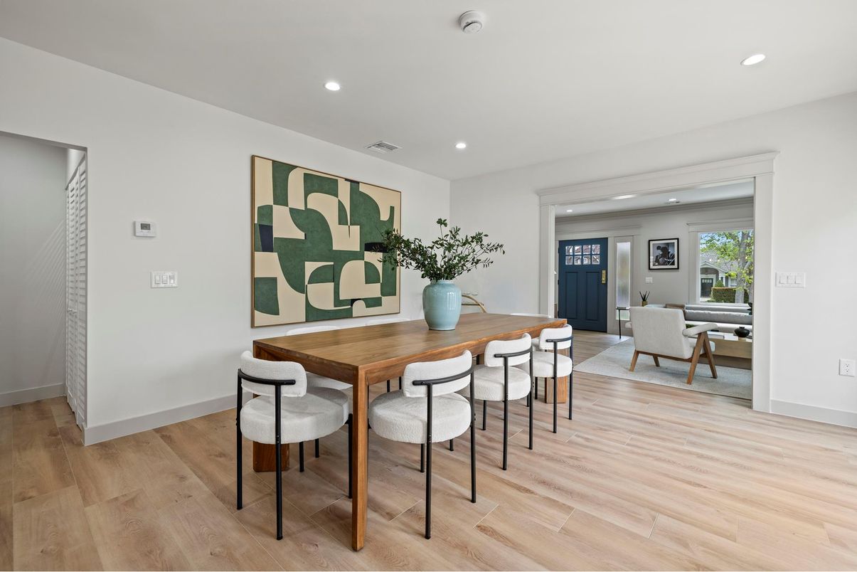 Dining room, Interior, Living room, Recessed Lighting, Wood Texture Flooring