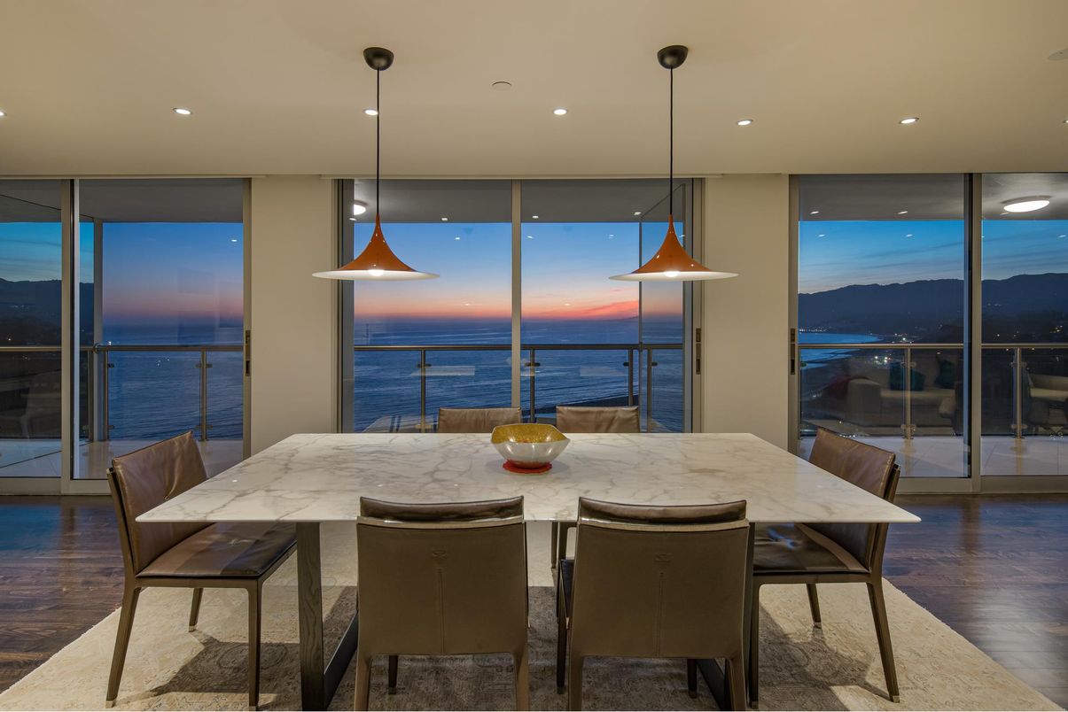 Dining room, Interior, Pendant Lights, Recessed Lighting, Water, Wood Texture Flooring