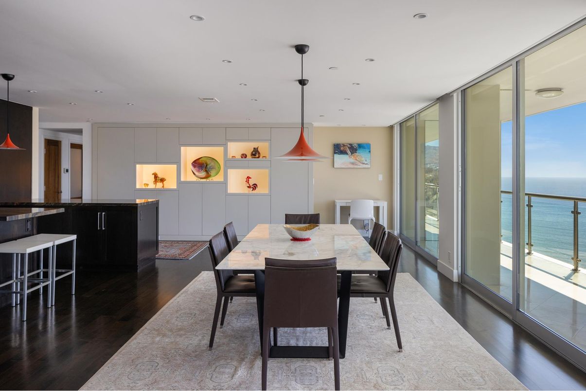 Dining room, Interior, Pendant Lights, Recessed Lighting, Water, Wood Texture Flooring