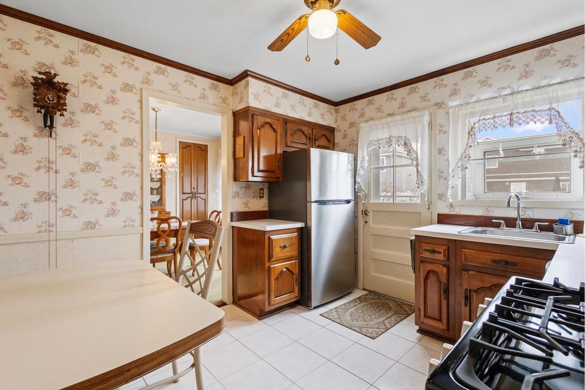 Dining room, Interior, Kitchen