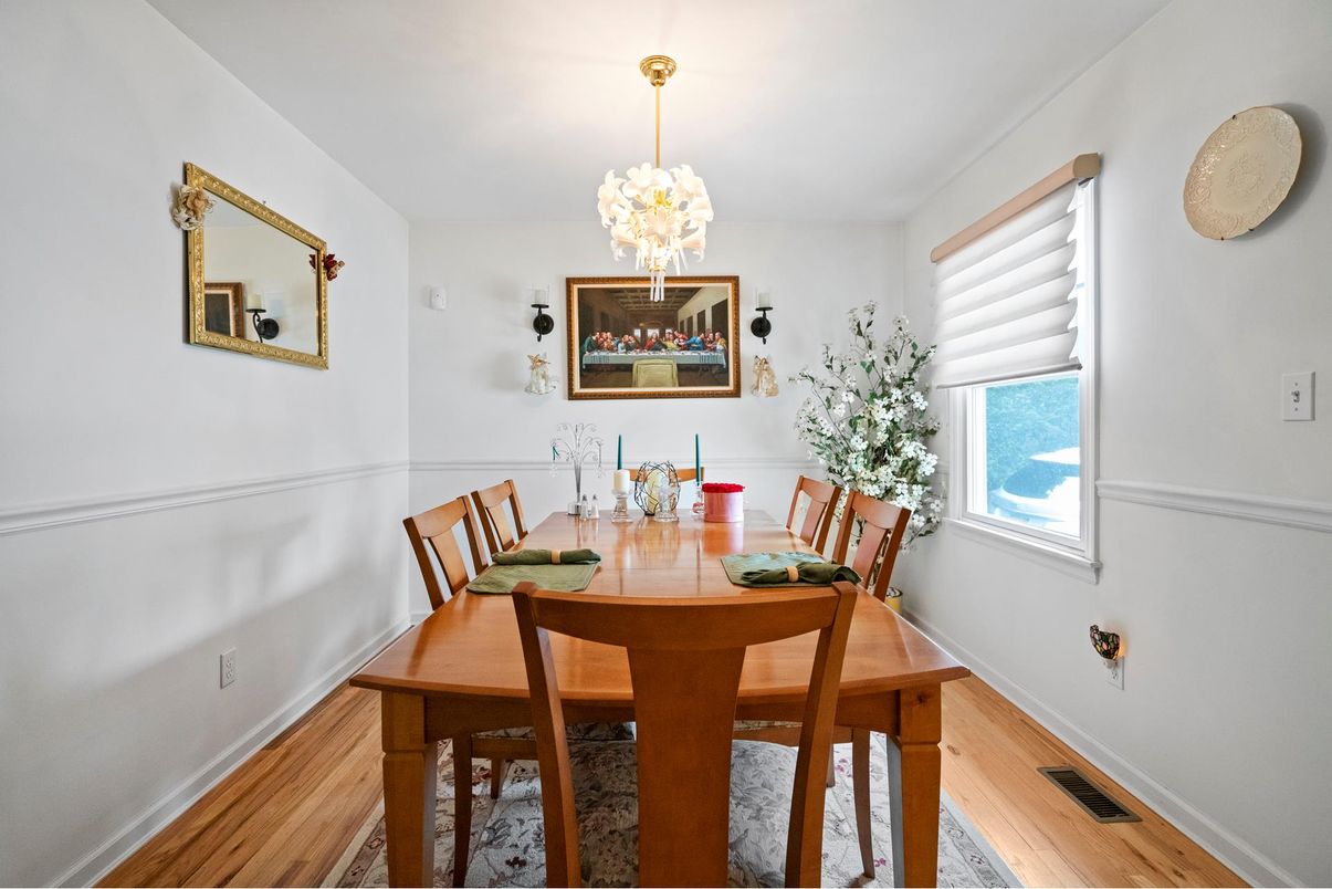 Dining room, Interior, Wood Texture Flooring