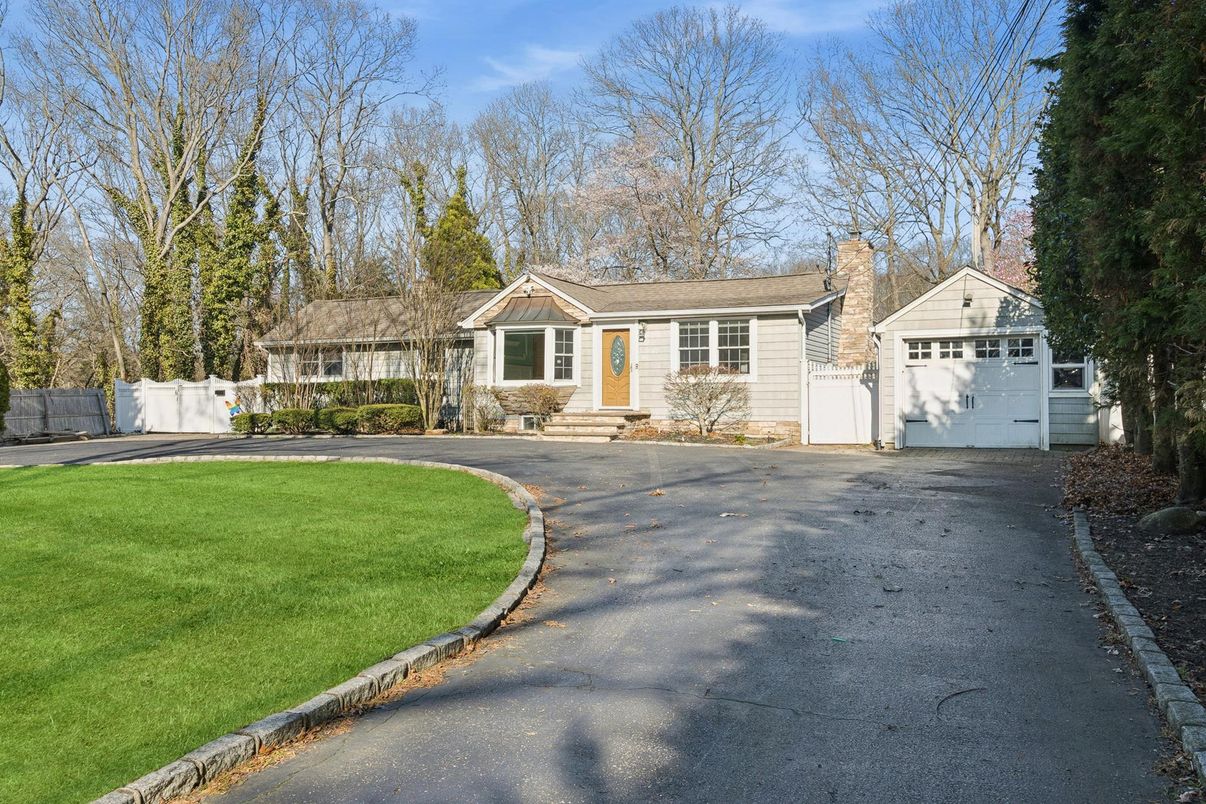 Attached, Detached Garage, Exterior, Facade, Ranch