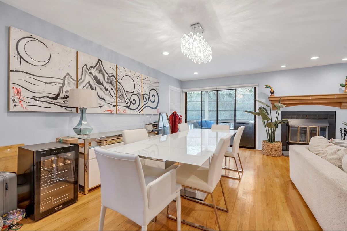 Chandelier, Dining room, Fireplace, Interior, Recessed Lighting, Wood Texture Flooring