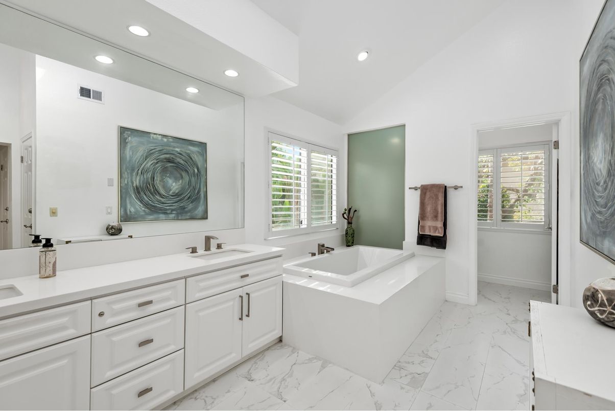 Bathroom, Dual Sink Vanities, Interior, Marble, Recessed Lighting