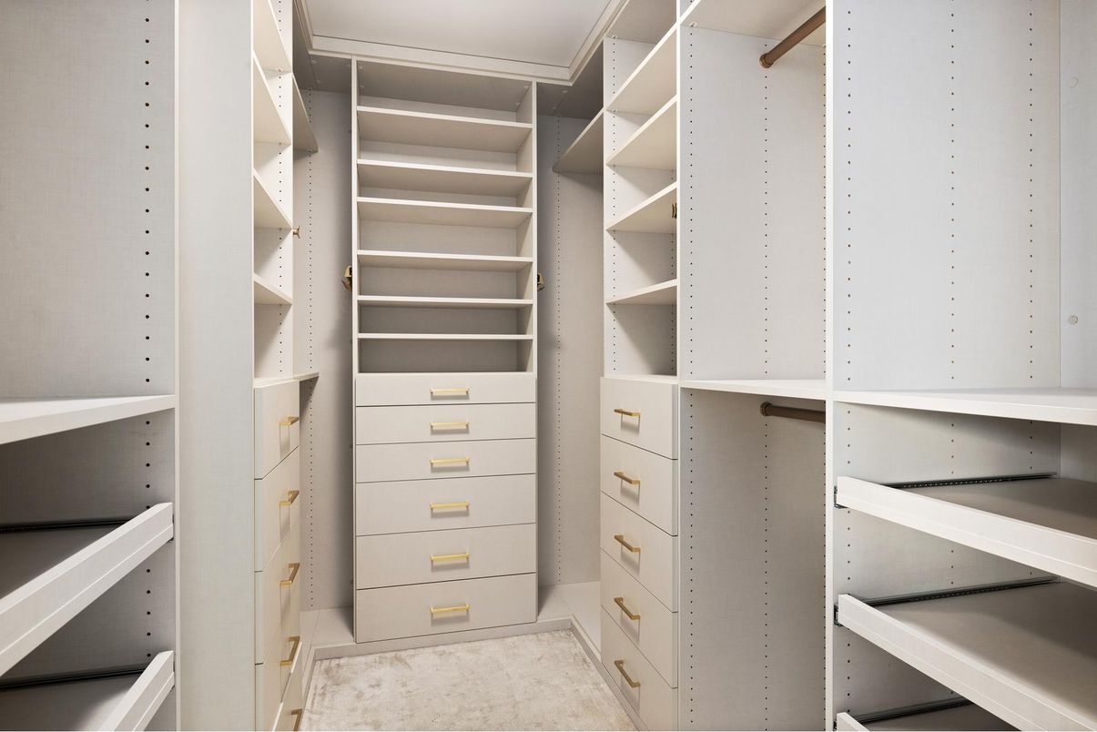 Interior, Walk-in Closets